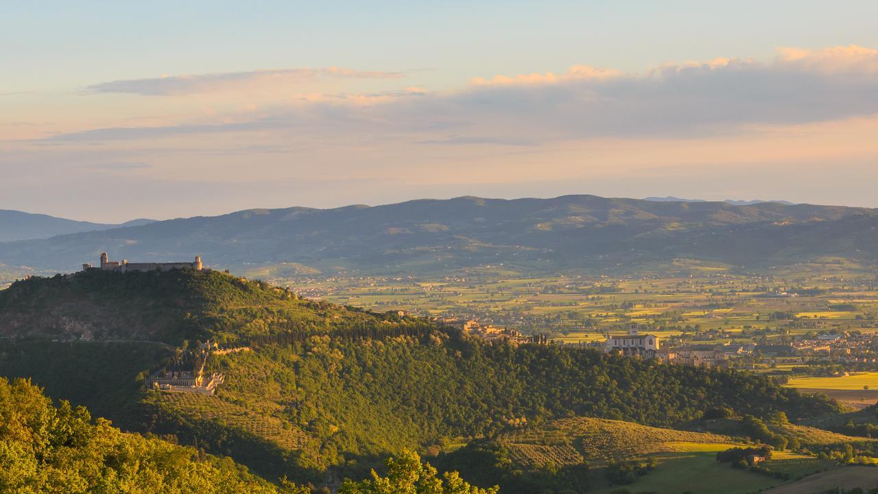 Castello Di Petrata Hotel Assisi Luaran gambar